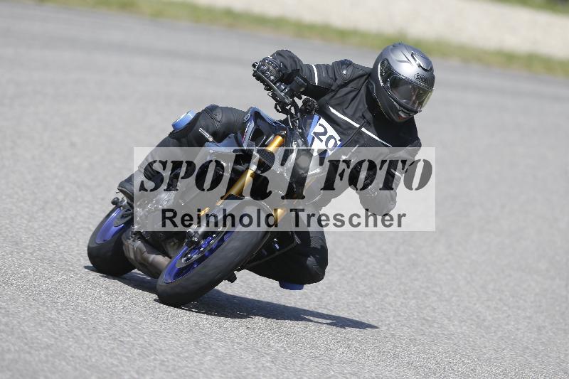 Archiv-2025/09 22.04.2025 Cornu Master School ADR/gruen-vert/20